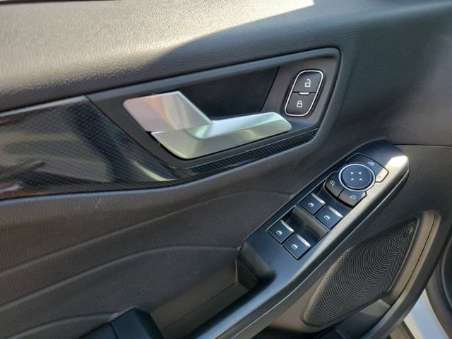 Certified 2025 Ford Escape ST-Line w/ Equipment Group 301A FWD image 23