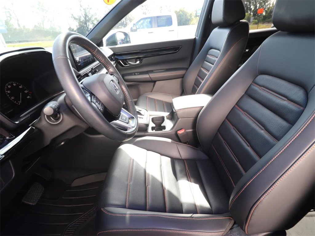 Used 2023 Honda CR-V Sport Touring image 2