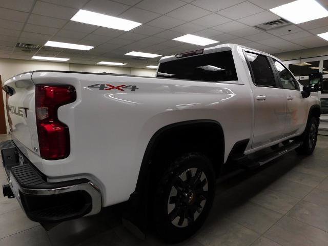 Used 2021 Chevrolet Silverado 2500 LT w/ Convenience Package image 6