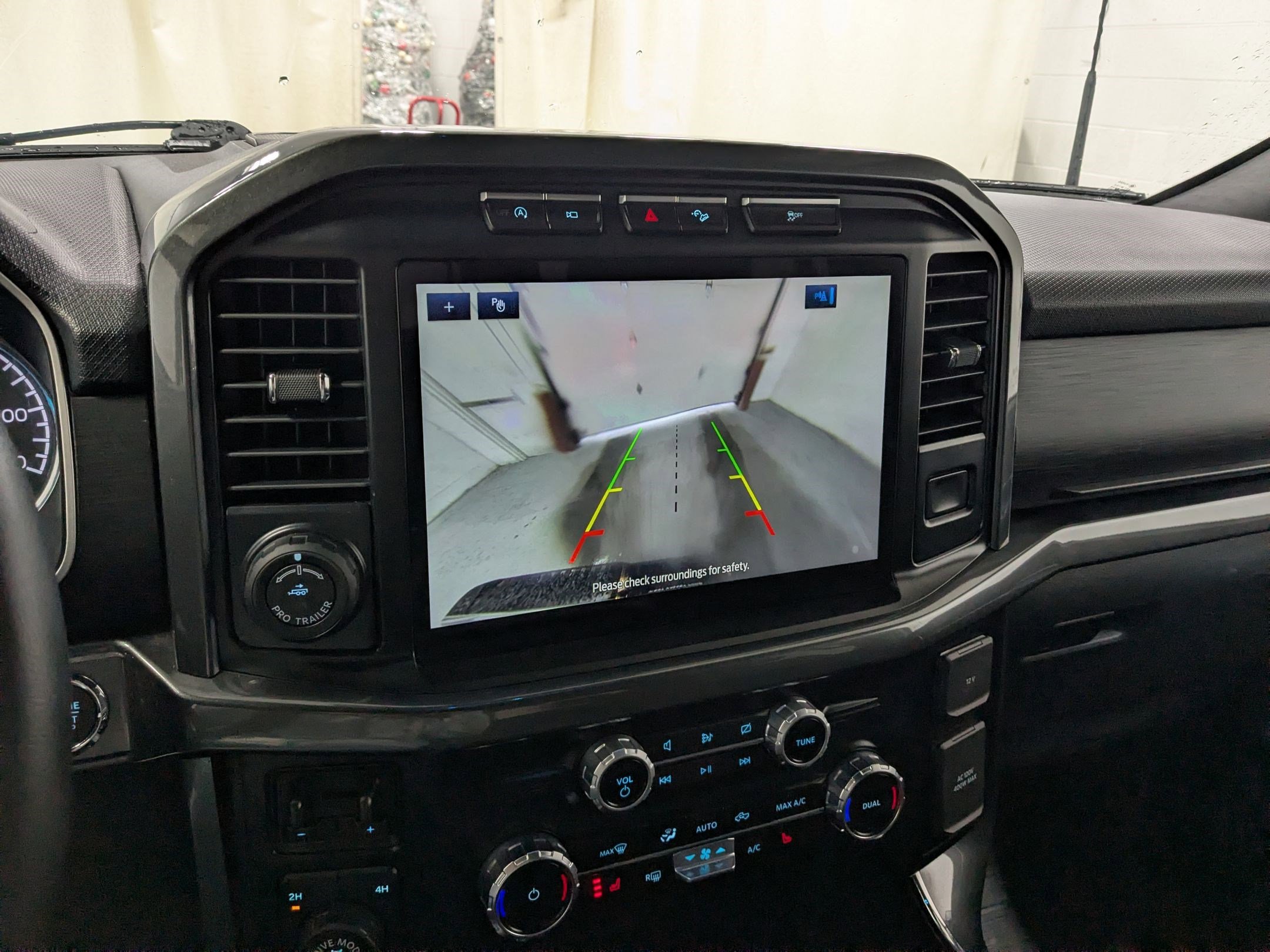 Certified 2023 Ford F150 XLT w/ Equipment Group 302A High image 26