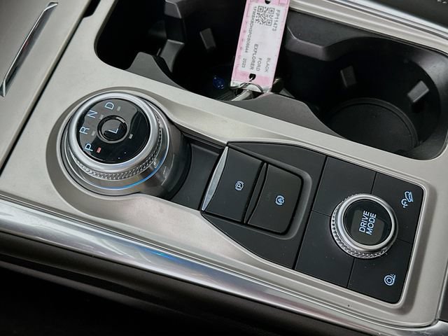Certified 2023 Ford Explorer XLT w/ Equipment Group 202A AWD/4WD image 24