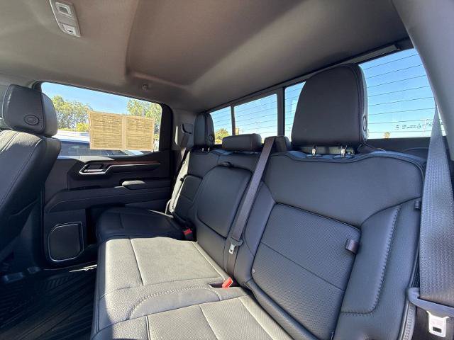Used 2025 GMC Sierra 1500 Denali w/ Denali Reserve Package AWD/4WD image 11