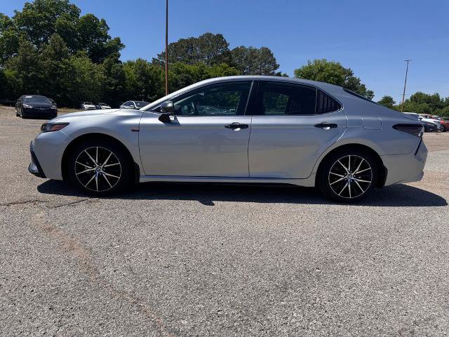 Used 2024 Toyota Camry SE FWD image 4