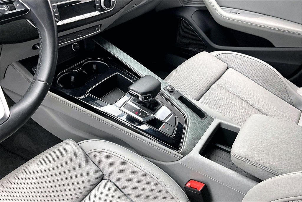 Used 2021 Audi A4 2.0T Premium Plus w/ Premium Plus Package AWD/4WD image 15