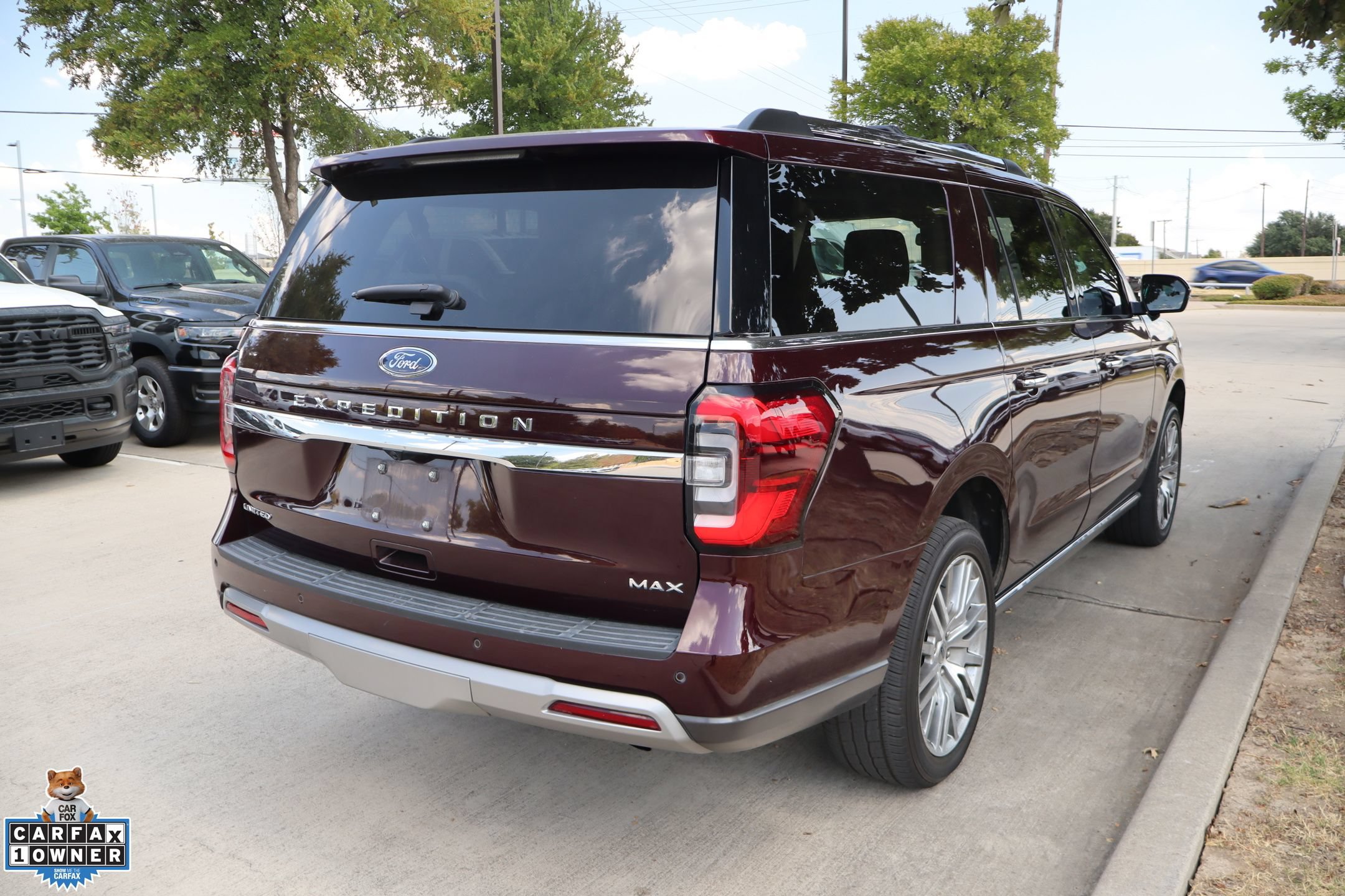 Certified 2024 Ford Expedition Max Limited RWD image 3