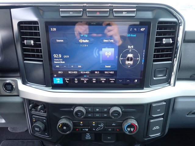 Certified 2024 Ford F350 XLT w/ XLT Premium Package image 28