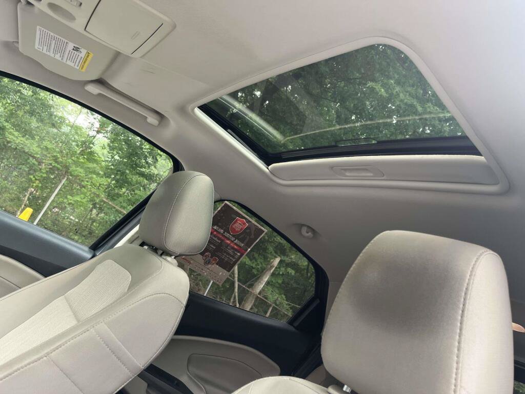 Certified 2020 Ford EcoSport SE w/ SE Convenience Package AWD/4WD image 5