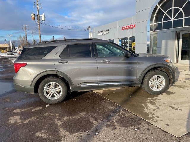Certified 2021 Ford Explorer XLT w/ Class III Trailer Tow Package image 3