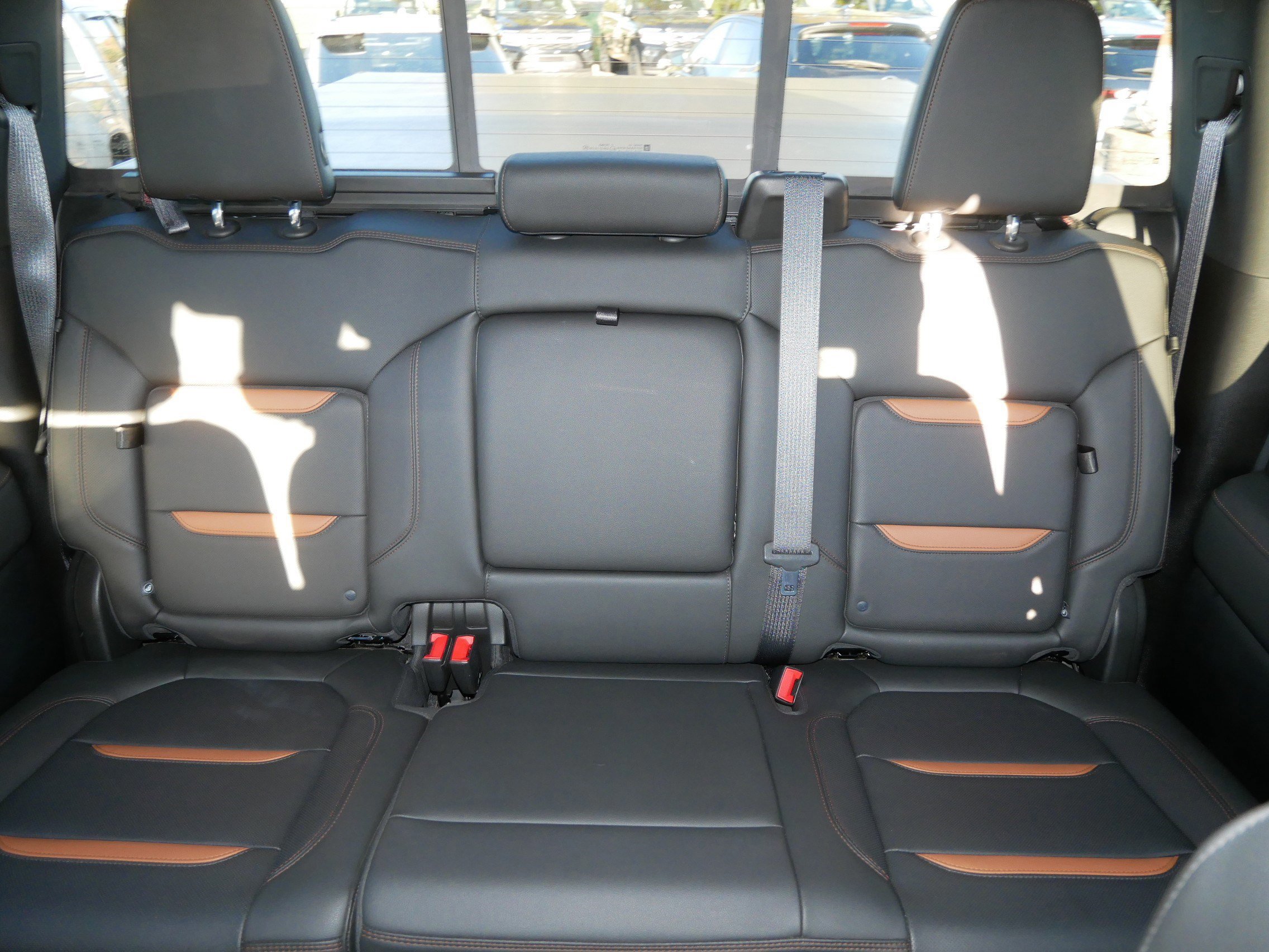 Used 2019 GMC Sierra 1500 AT4 image 13