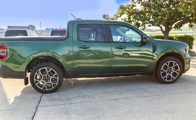Certified 2025 Ford Maverick Lariat w/ 4K Tow Package AWD/4WD image 7
