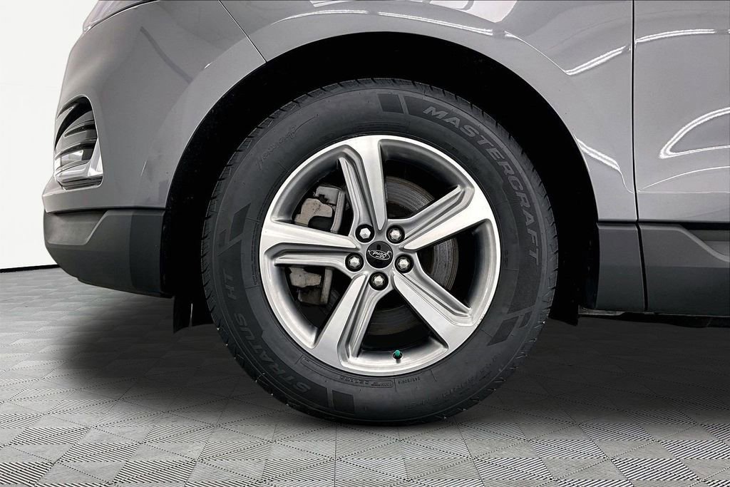 Certified 2024 Ford Edge SEL w/ Convenience Package AWD/4WD image 11