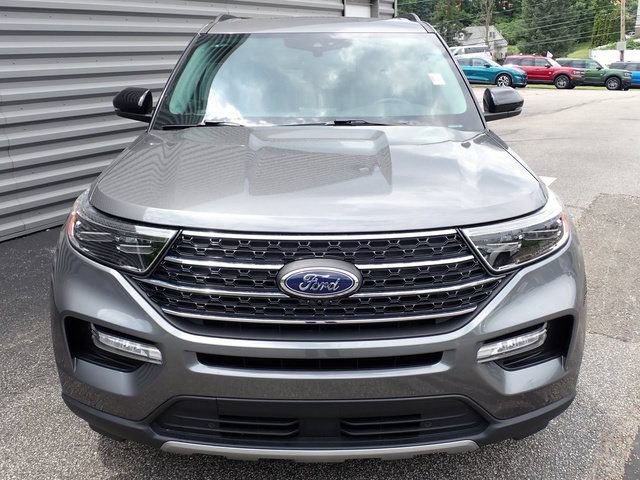 Certified 2024 Ford Explorer XLT w/ Equipment Group 202A AWD/4WD image 13