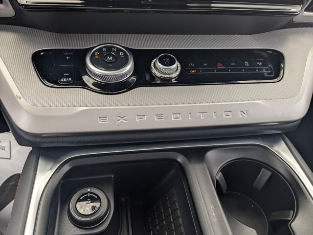 Certified 2025 Ford Expedition Max Active RWD image 29