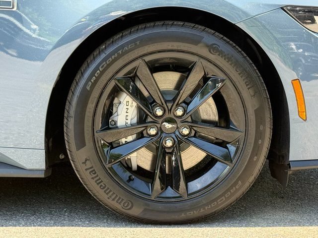 Certified 2025 Ford Mustang GT RWD image 31