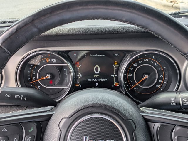 Used 2021 Jeep Gladiator Sport AWD/4WD image 19