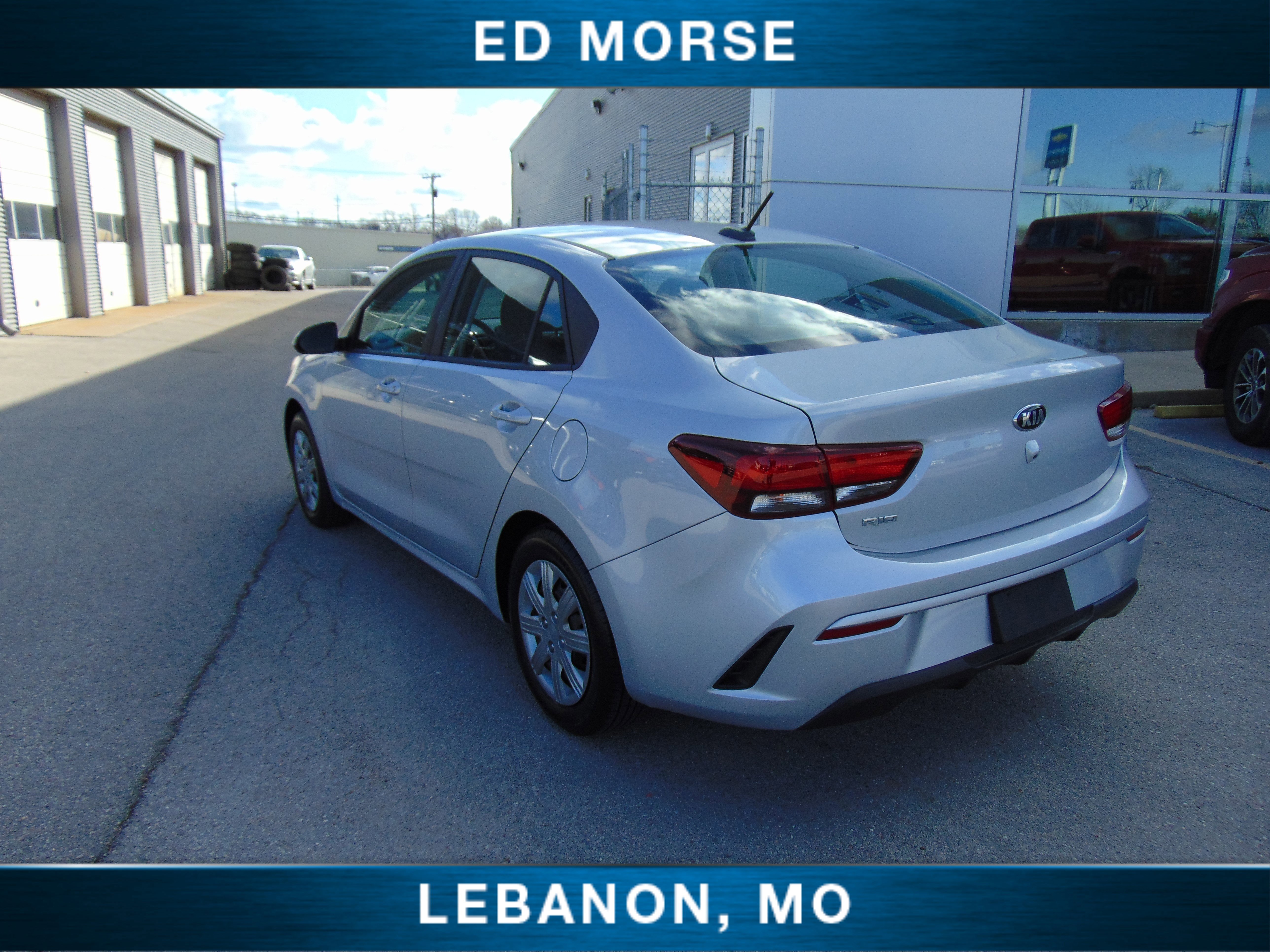 Used 2021 Kia Rio LX image 3