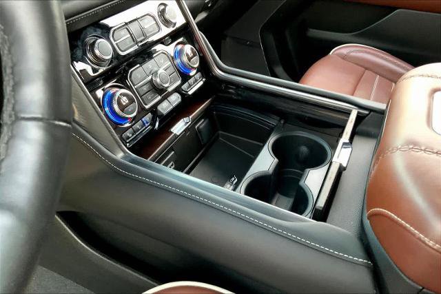 Used 2024 GMC Yukon Denali Ultimate image 16