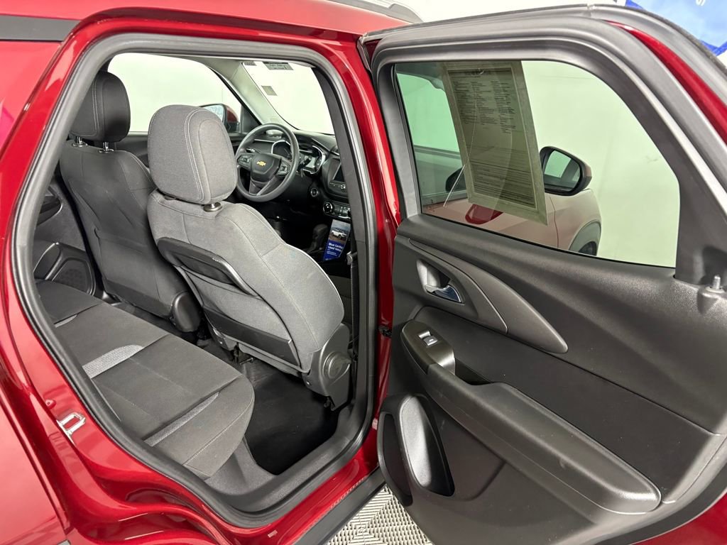 Used 2022 Chevrolet TrailBlazer LT image 33