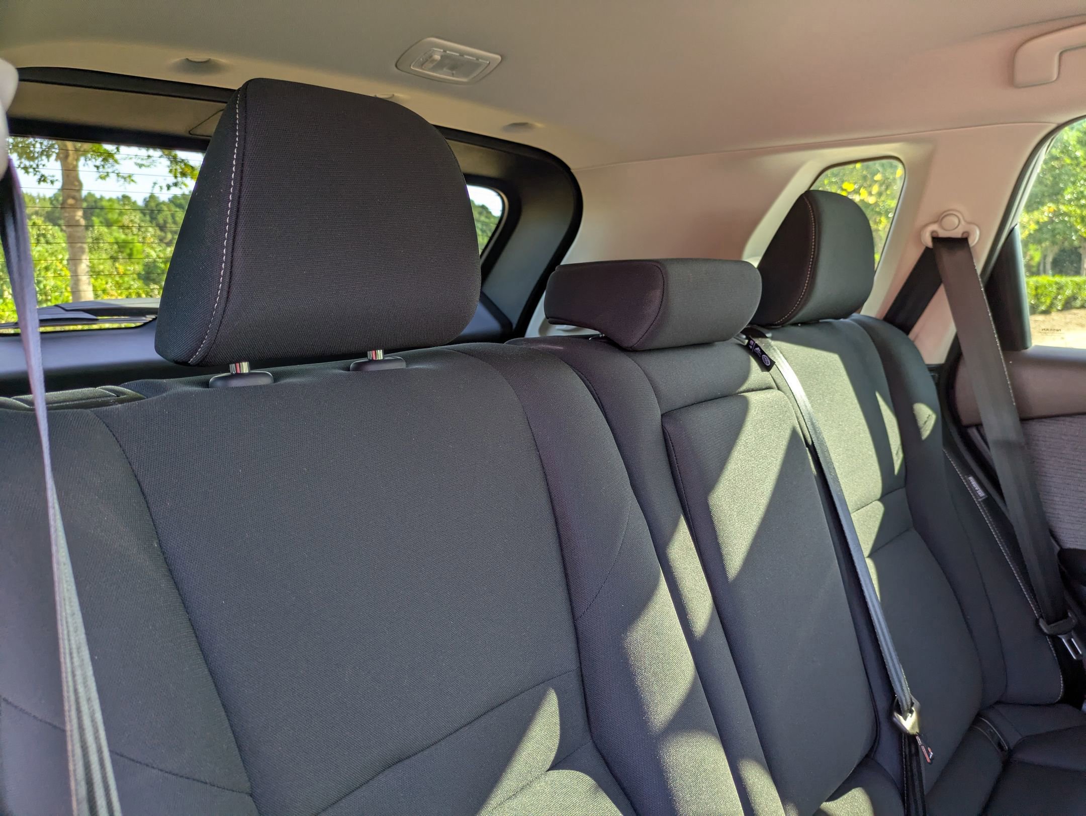 Used 2023 Nissan Rogue S image 34