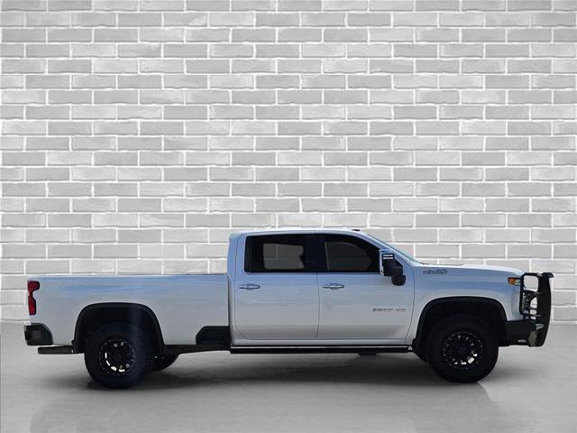 Used 2022 Chevrolet Silverado 3500 High Country w/ Safety Package II AWD/4WD image 4
