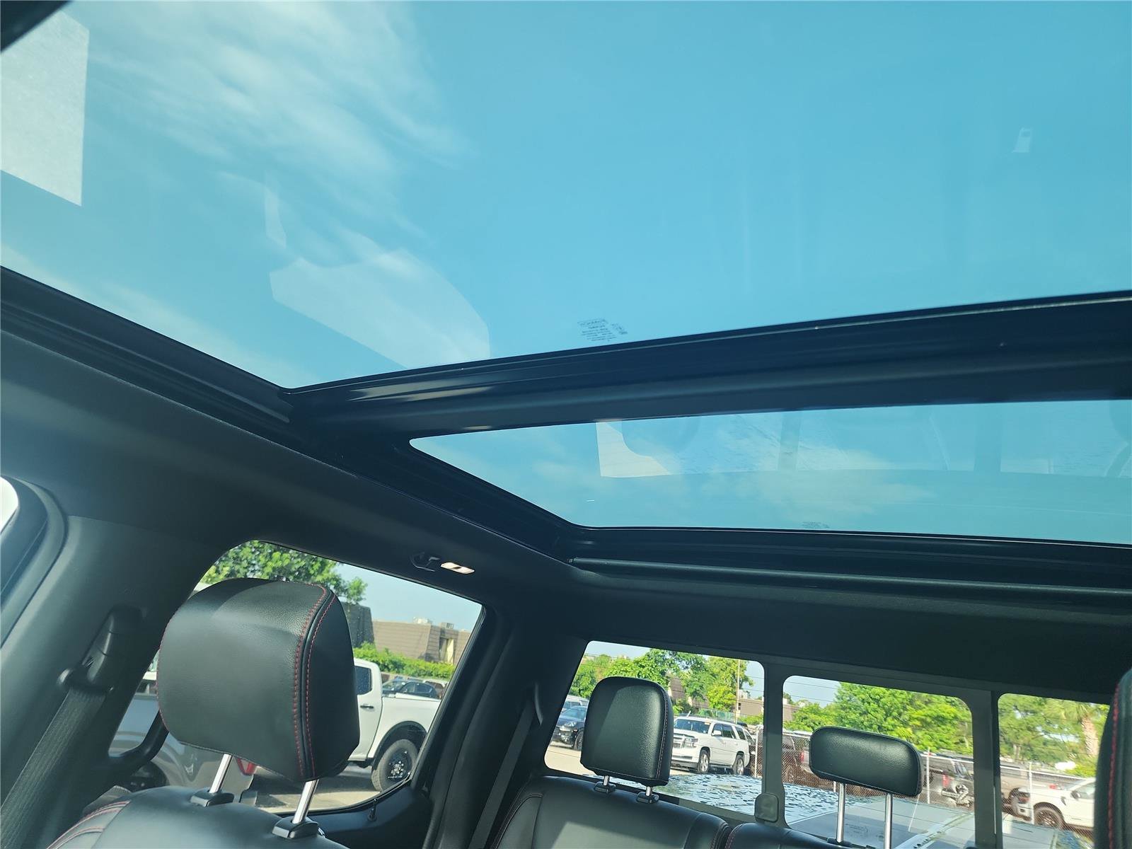 Certified 2018 Ford F150 Lariat w/ Equipment Group 502A Luxury AWD/4WD image 18