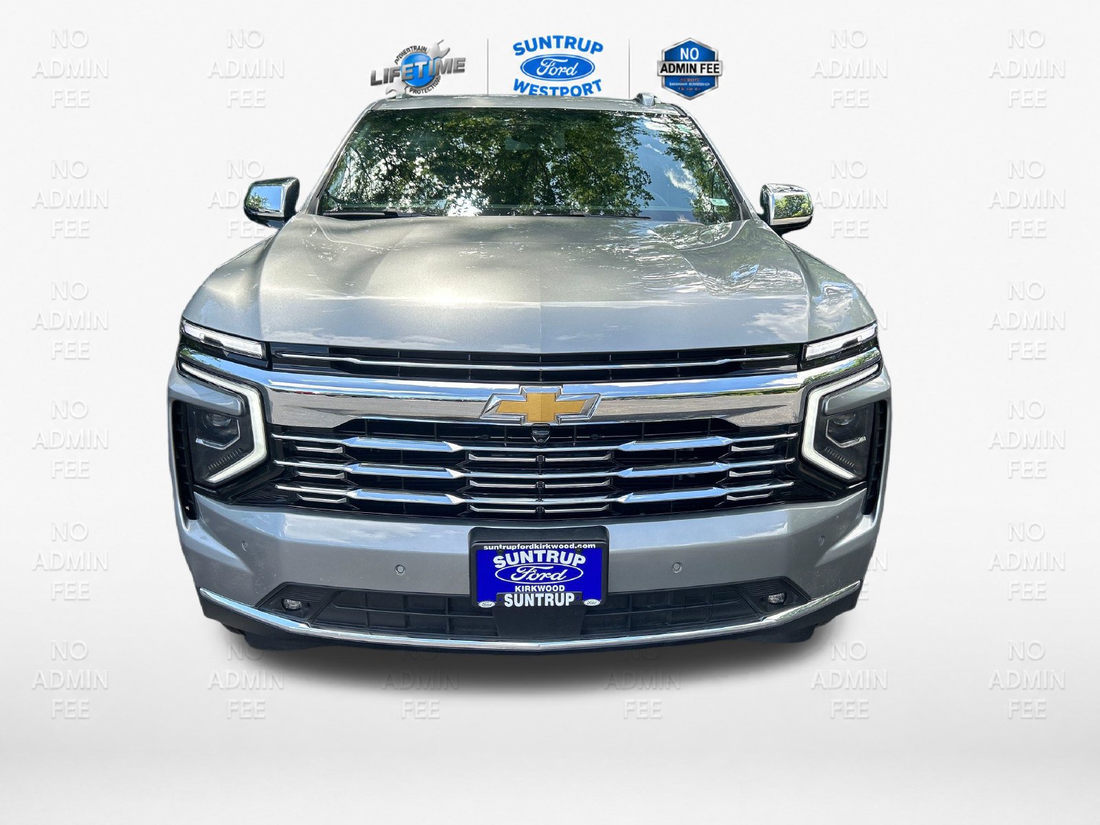 Used 2025 Chevrolet Suburban Premier RWD image 10