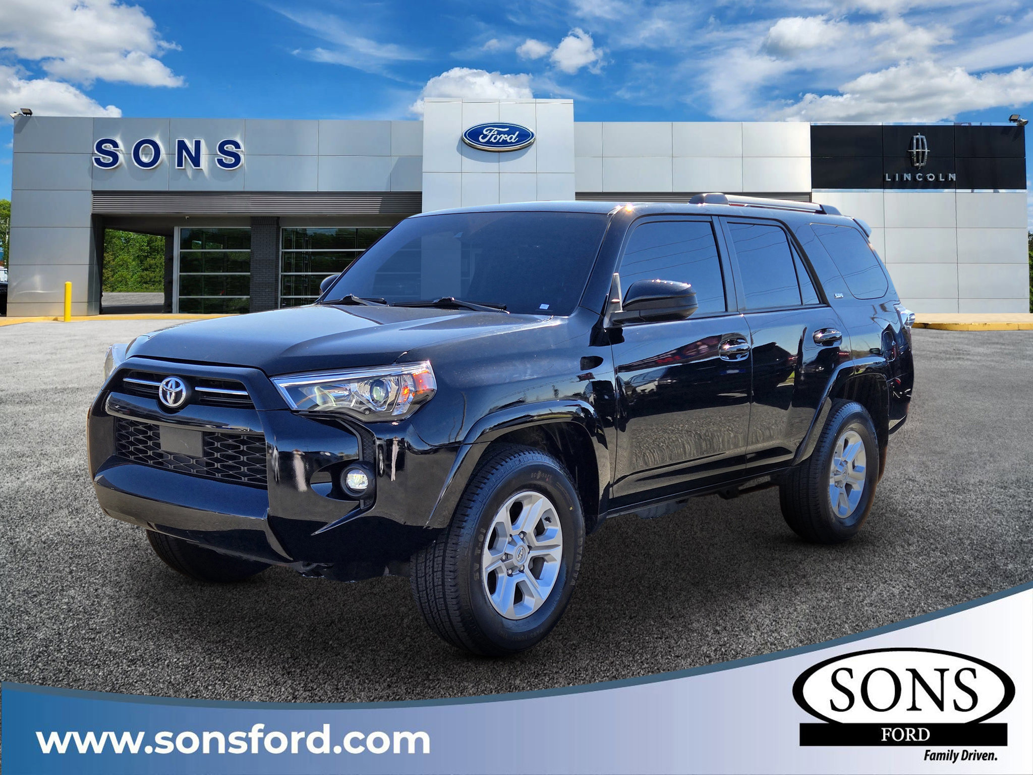 Used 2023 Toyota 4Runner SR5 image 9