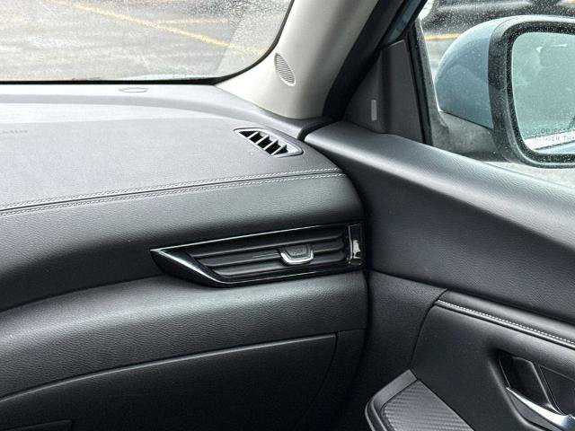 Used 2024 Nissan Sentra SV FWD image 14