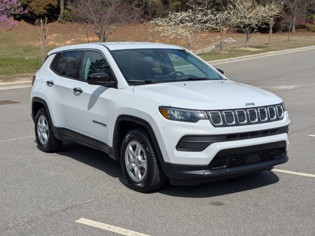 Used 2022 Jeep Compass Sport image 7