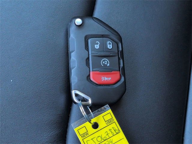 Used 2024 Jeep Wrangler Unlimited Rubicon image 29
