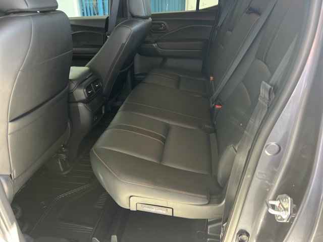 Used 2025 Honda Ridgeline TrailSport image 13