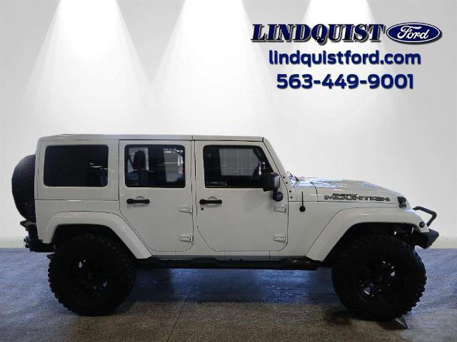 Used 2017 Jeep Wrangler Unlimited Sahara image 6