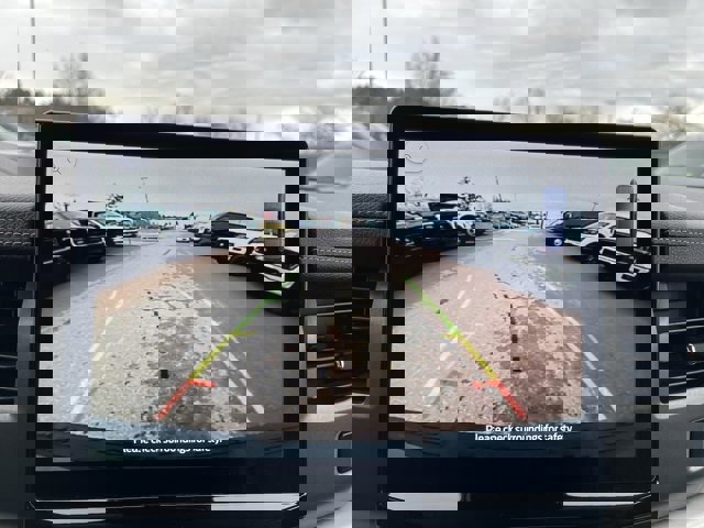 Certified 2024 Ford Expedition Max XLT image 10