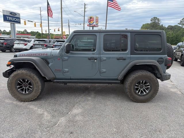 Used 2024 Jeep Wrangler Unlimited Rubicon w/ XTREMEE 35" Tire Package AWD/4WD image 4