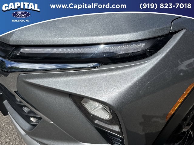 Used 2025 Chevrolet TrailBlazer LT w/ Convenience Package AWD/4WD image 11