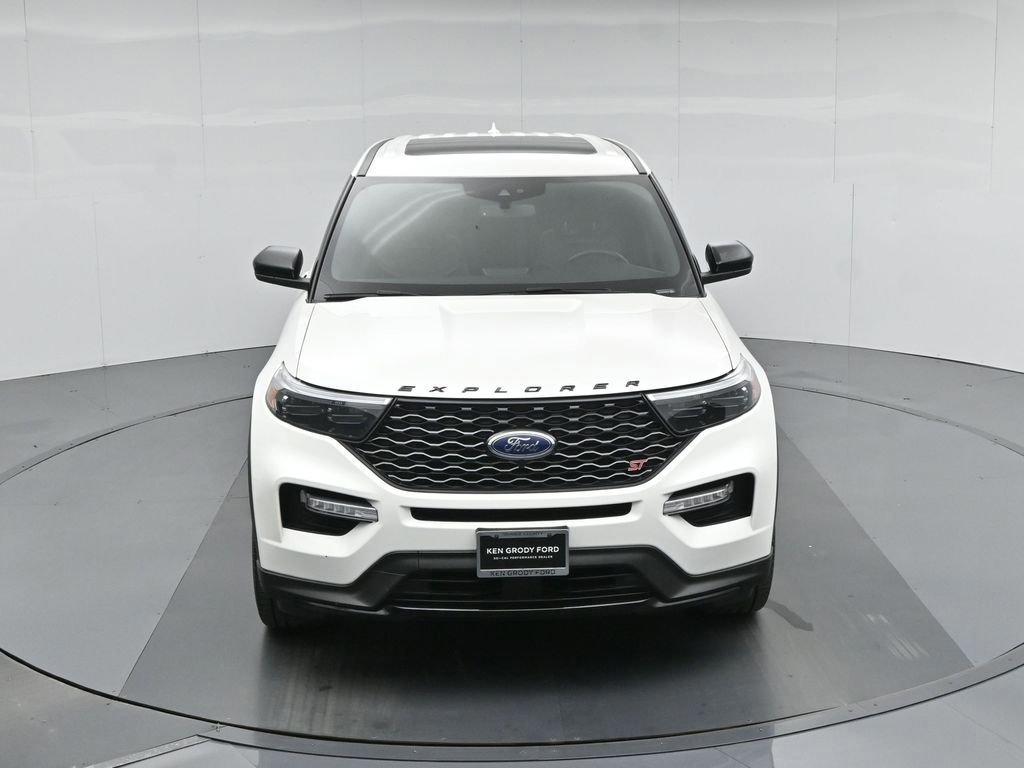 Certified 2022 Ford Explorer ST w/ ST Street Pack image 29
