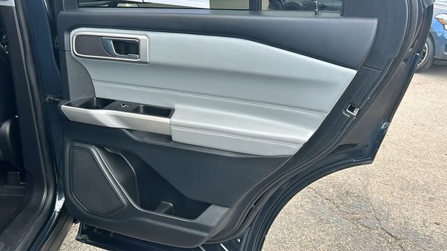 Certified 2022 Ford Explorer XLT w/ Equipment Group 202A image 12
