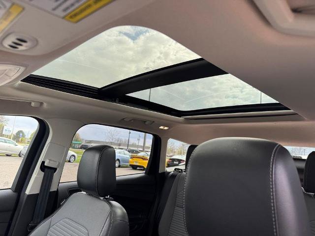 Certified 2019 Ford Escape Titanium AWD/4WD image 8