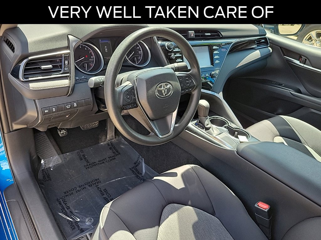 Used 2019 Toyota Camry LE w/ Convenience Package FWD image 14