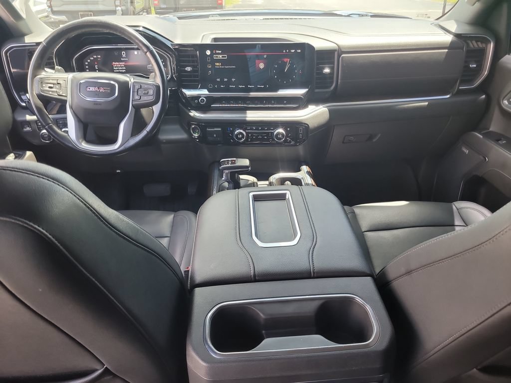 Used 2022 GMC Sierra 1500 SLT w/ SLT Premium Plus Package AWD/4WD image 12