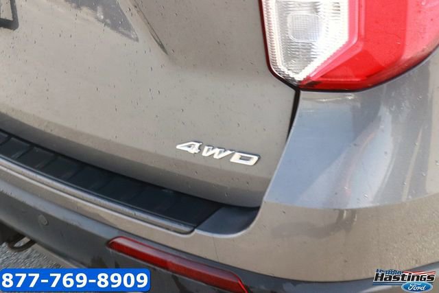 Certified 2022 Ford Explorer XLT w/ Equipment Group 202A image 8