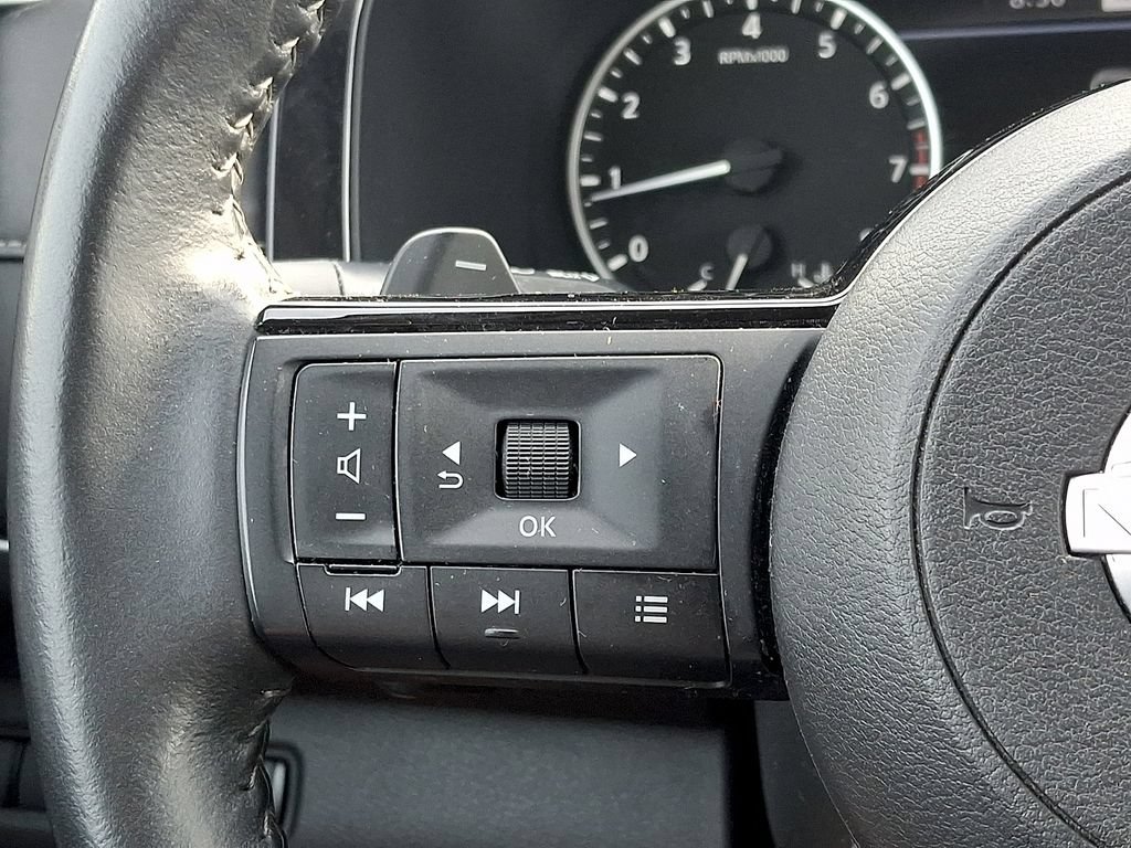 Used 2022 Nissan Pathfinder SL AWD/4WD image 20