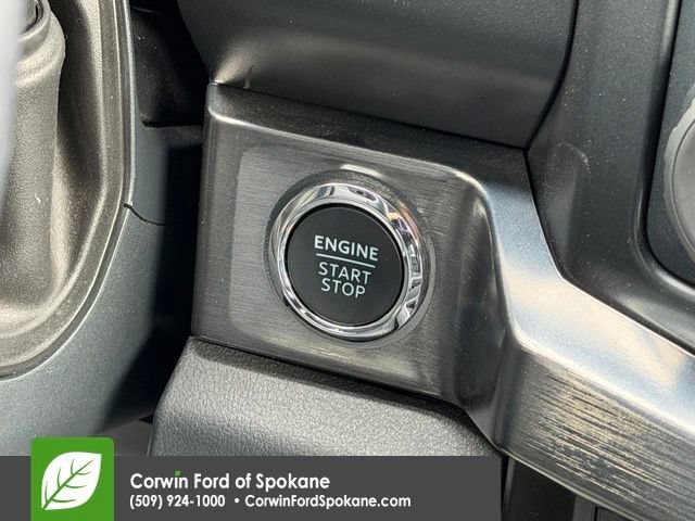 Certified 2025 Ford F250 Lariat w/ Lariat Ultimate Package AWD/4WD image 35