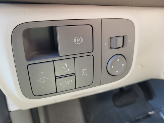 Used 2023 Hyundai Ioniq 6 SEL RWD image 19