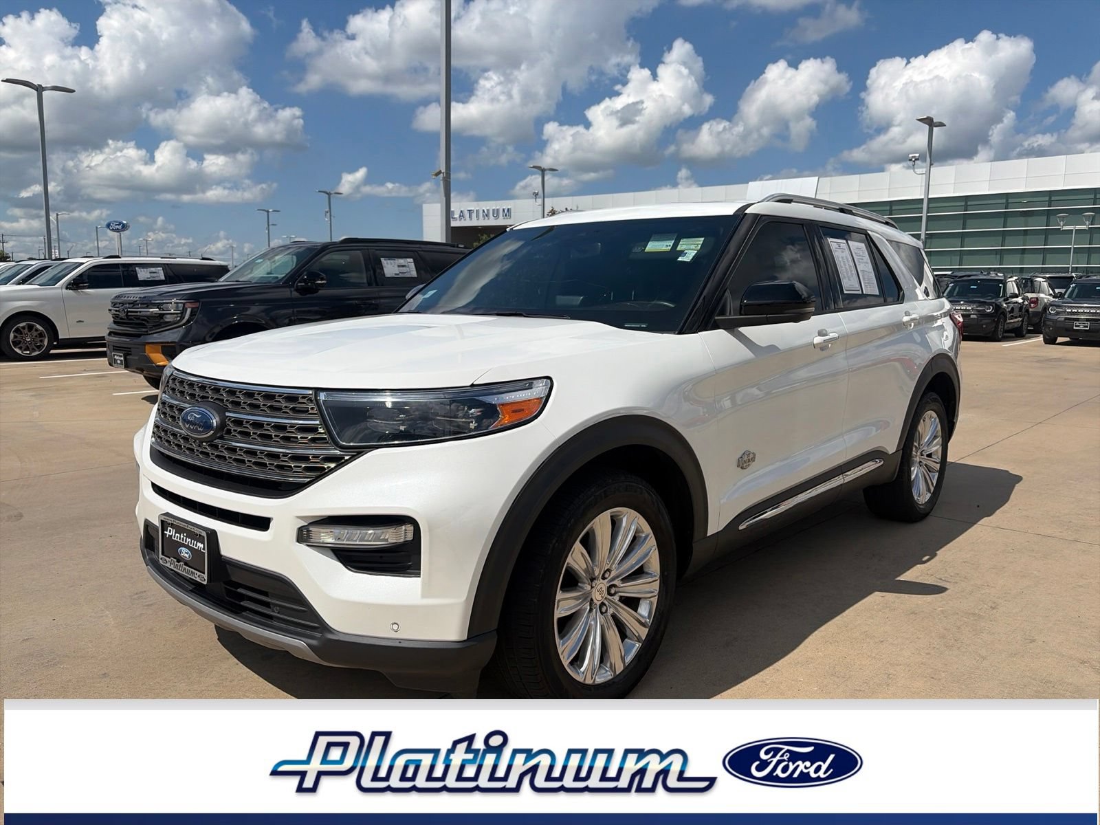 Certified 2022 Ford Explorer King Ranch w/ Technology Package AWD/4WD image 1