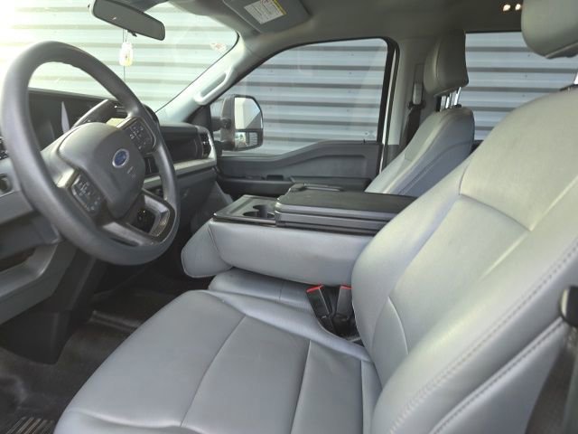 Certified 2023 Ford F250 XL w/ XL Chrome Package image 8