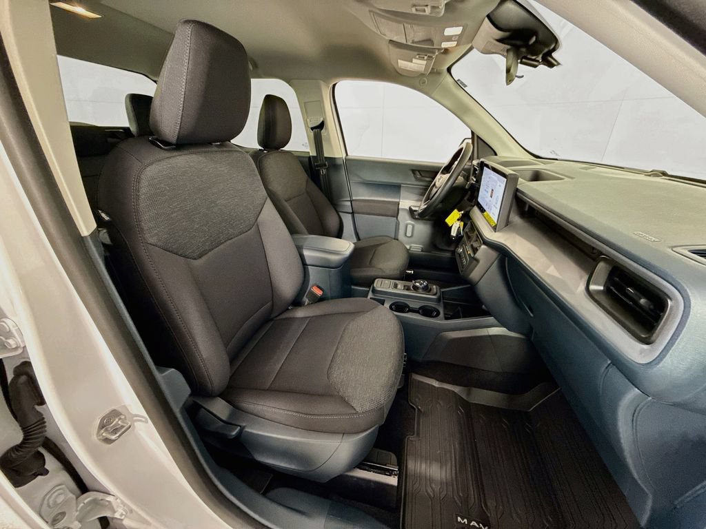 Certified 2025 Ford Maverick XL FWD image 26