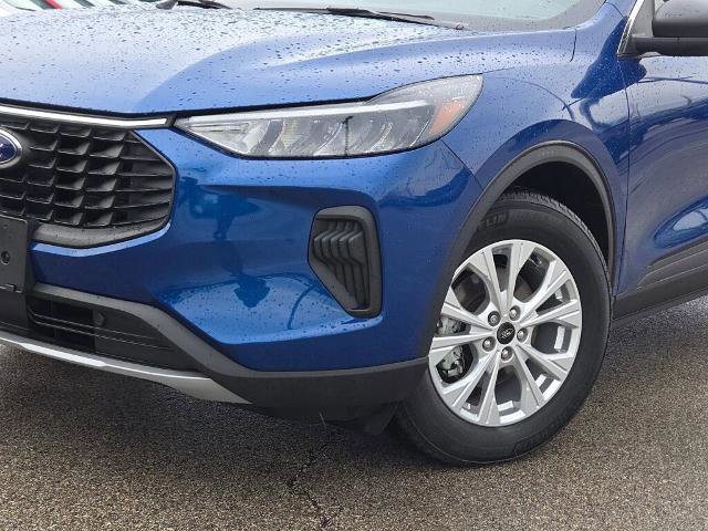 Certified 2023 Ford Escape Active w/ Cold Weather Package FWD image 8