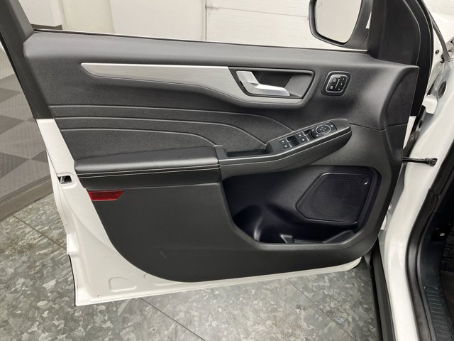Certified 2024 Ford Escape Platinum AWD/4WD image 8