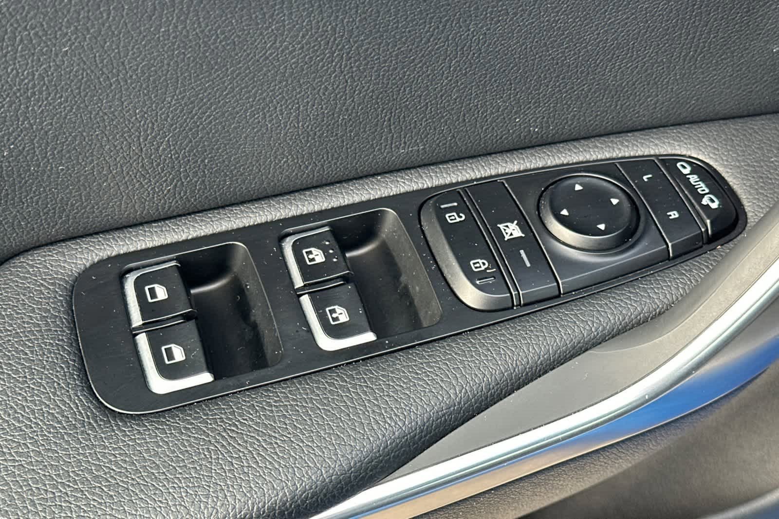 Used 2023 Kia Stinger GT-Line w/ Sun & Sound Package image 14